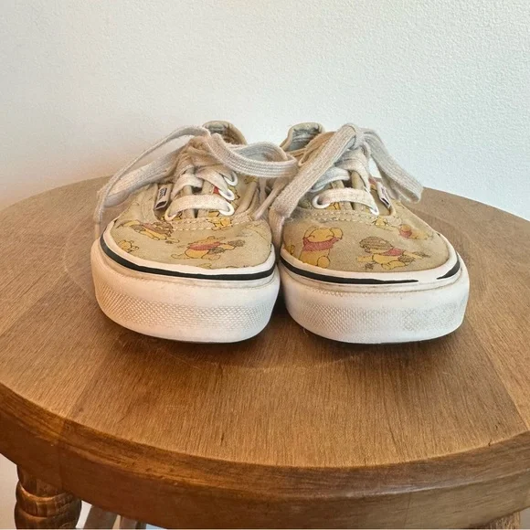 VANS Winnie the Pooh Kids Sneakers Size 13 Honey Pot Toddlers Runners Shoes - Picture 2 of 16